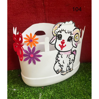 Chậu tái chế, 1 chậu trồng cây vẽ bằng sơn, rửa nước được. Nhóm 1