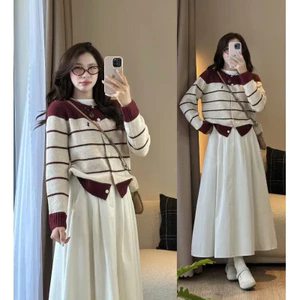 Áo len Cardigan phối kẻ thêu ngựa 818