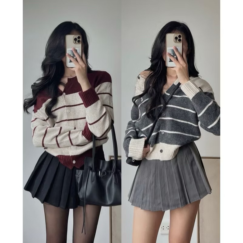 [Hàng có sẵn] Áo len Cardigan phối kẻ thêu ngựa 818
