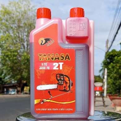 Nhớt 2 Thì ít khói TANASA 1L, nhớt màu đỏ, bình 2 nắp, tỉ lệ pha xăng thấp 1:50 - giúp động cơ 2T khởi động dễ dàng