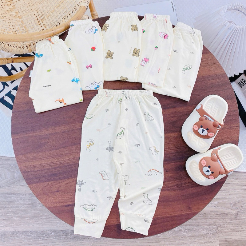 Combo 5 quần dài thun lạnh petit nền kem aki cho bé từ 3 đến 14kg