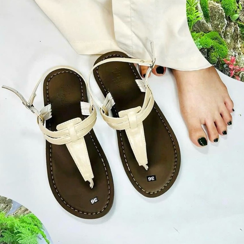 Giày Sandal Học Sinh Mẫu Thiết Kế Dễ Thương Thời Trang