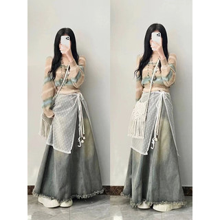 Chân Váy Jean Dáng Dài Xoè Xoả Gấu Màu Phủ Dơ Ánh Vàng minijean