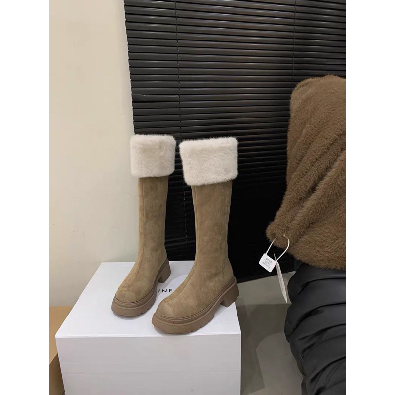 Boot cổ lông đế bánh mì