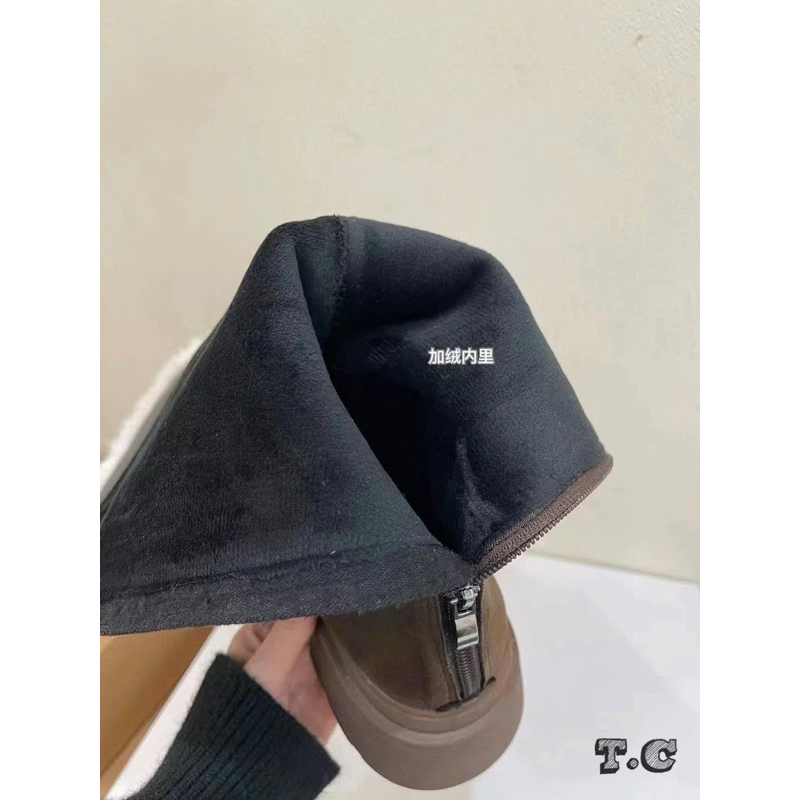 Boot cổ lông đế bánh mì