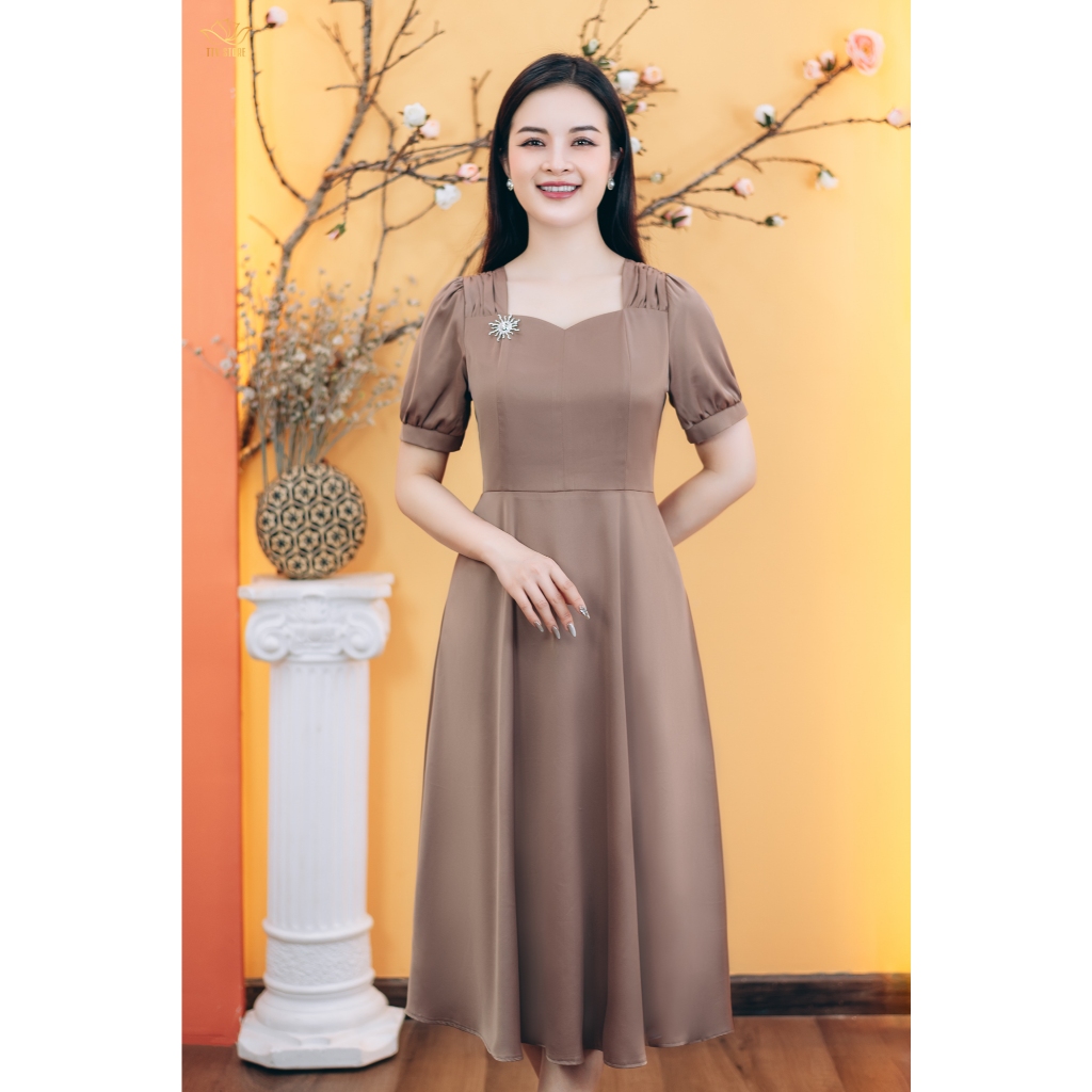 Ảnh Đầm xòe trung niên cho mẹ - Cổ vuông tim nhúng tay ngắn - Nâu cafe - TTV1773# 1
