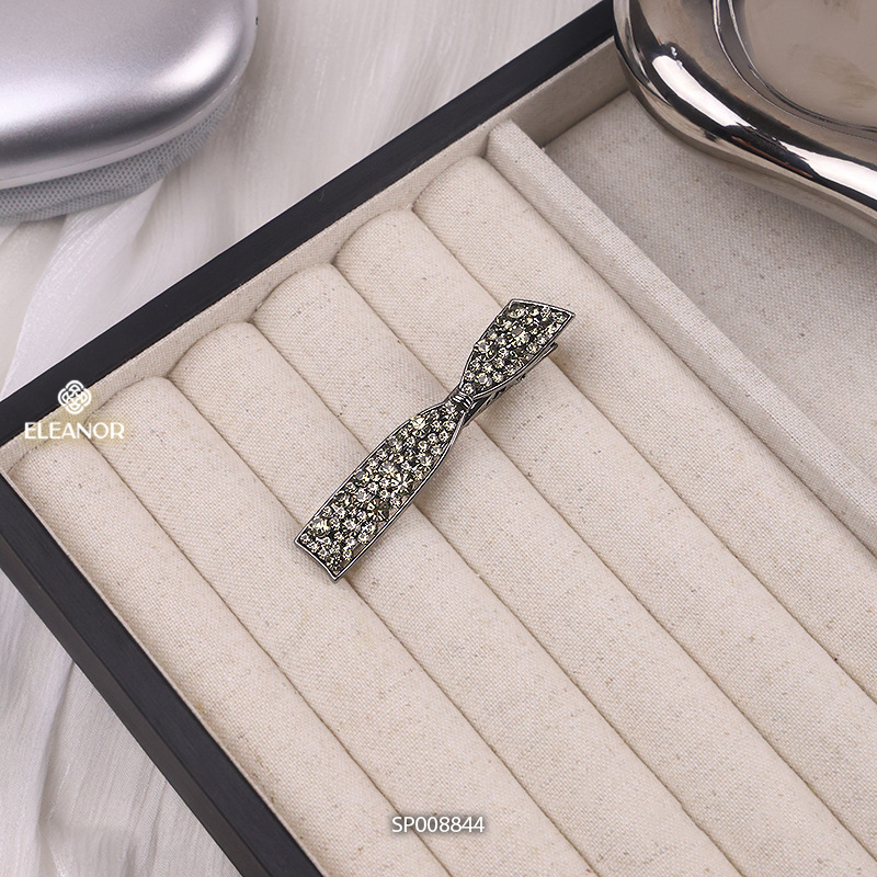 Kẹp tóc nữ Eleanor Accessories thiết kế hình nơ đính đá kẹp tóc mái phụ kiện tóc 8844