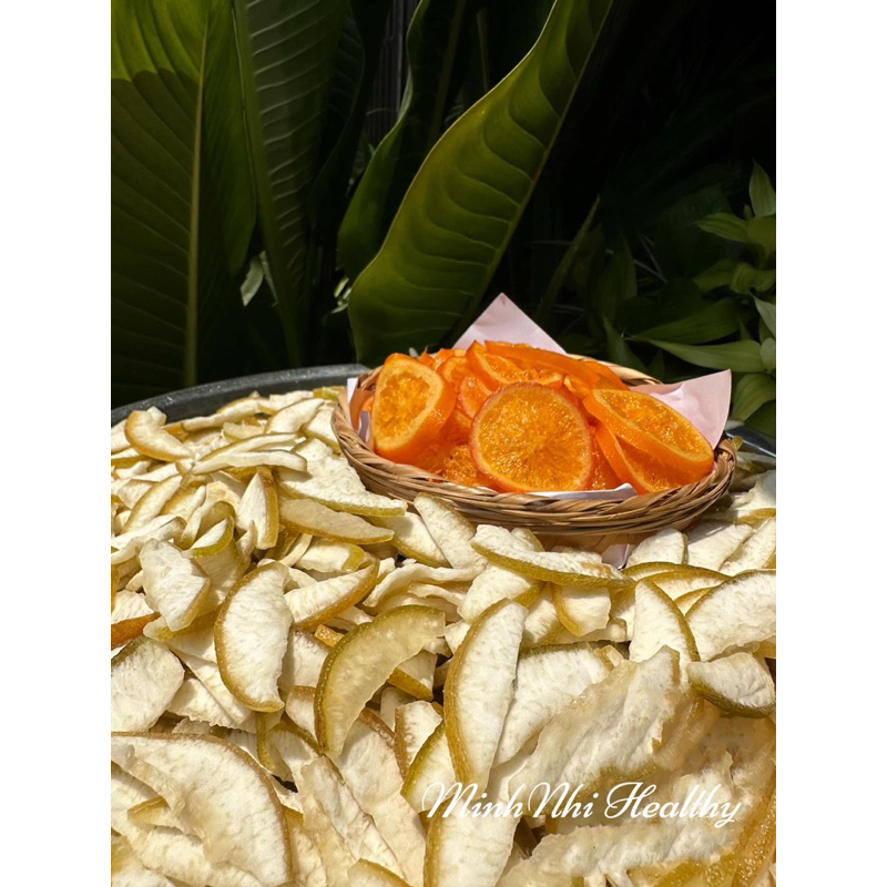 Vỏ Bưởi sấy dẻo đường phèn ,mềm dẻo ko bị đắng , ít ngọt . Trái cây sấy Minh Nhi
