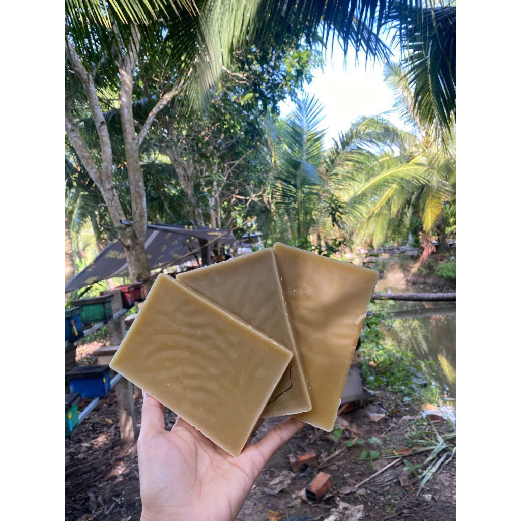 Sáp dẫn dụ ong chất lượng