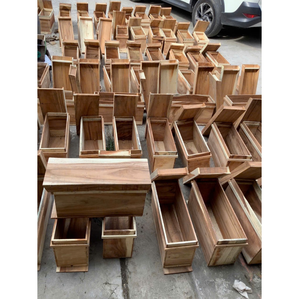 Thùng vật tư dụ ong nội địa rừng và ruồi chất liệu gỗ miền tây thích hợp cho việc nuôi ong