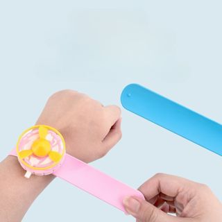 Đồ Chơi Đồng Hồ Bắn Chong Chóng Sáng Tạo Thu Hút Trẻ Em Thiết Kế Năng Động 89108