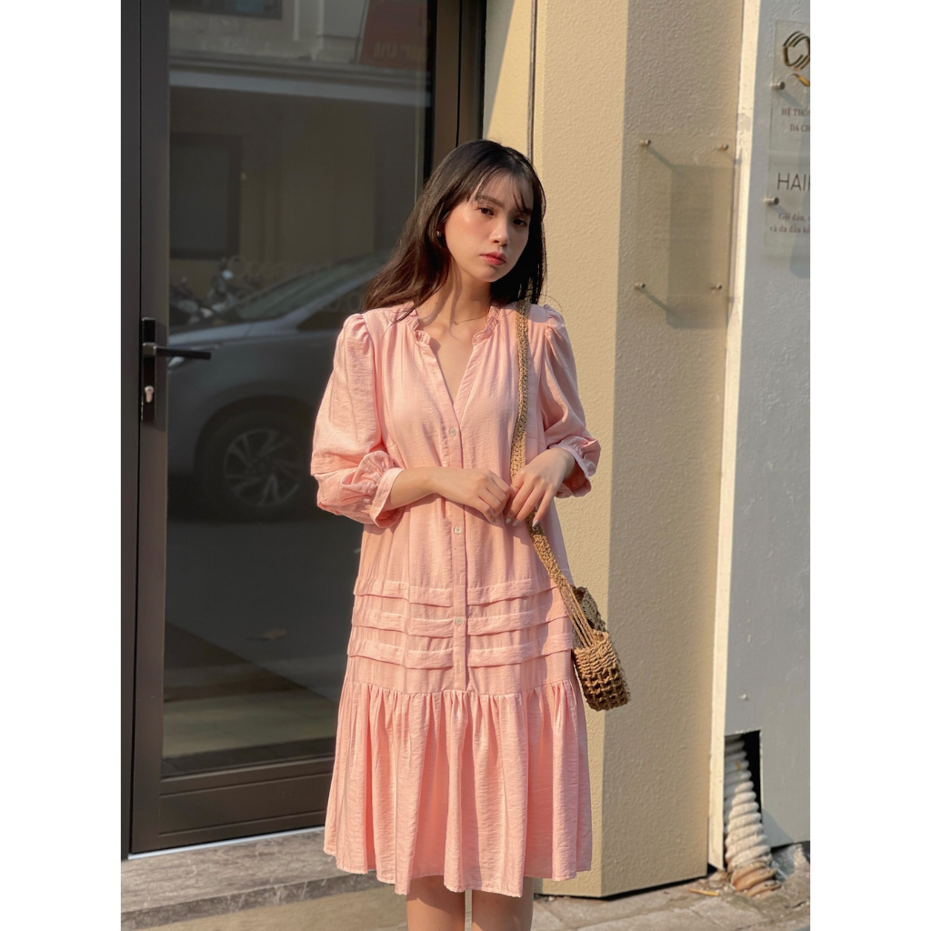 Ảnh Đầm Suông Gấu Xếp Nếp Dài Tay Nhẹ Nhàng- De Leah - Thời Trang Thiết Kế 3