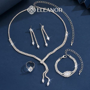 Dây chuyền vòng tay bông tai nhẫn nữ Eleanor Accessories bộ trang sức đính đá phụ kiện trang sức 8823