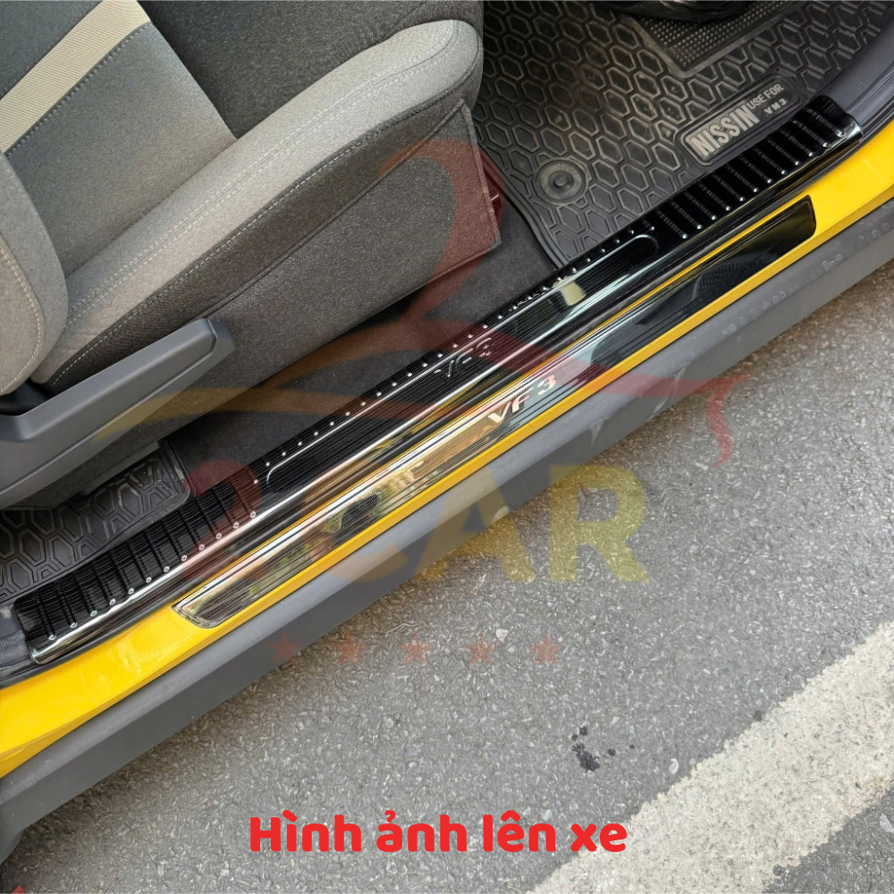 Ốp bậc cửa, nẹp chân trong, ngoài xe Vinfast VF3 Vân Titan cao cấp _2CAR
