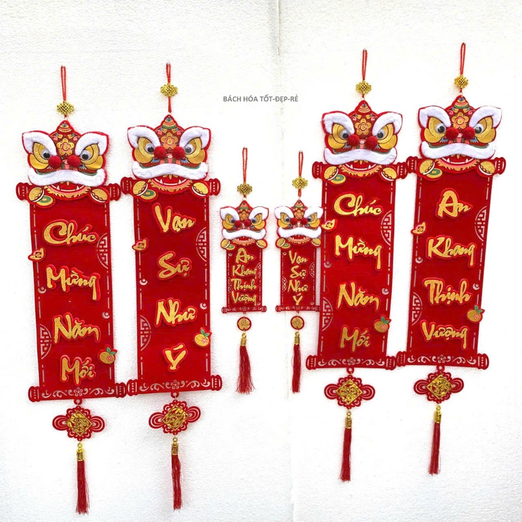 Cặp câu đối đầu lân nhung đỏ chữ nổi treo trang trí Tết