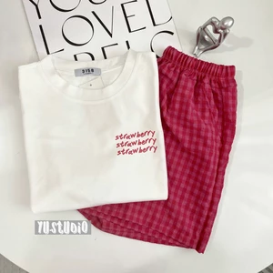 Bộ thun nữ YUSTUDIO mặc nhà áo cotton khô quần đũi caro mẫu Strawberry