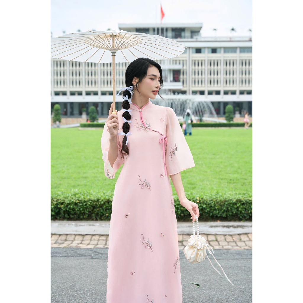 Thời Trang Nữ LASY| Áo Dài Tết Cách Tân Trẻ Trung Thêu Hoa Dáng Suông Cổ Viền Đỏ Kèm Quần AD0993
