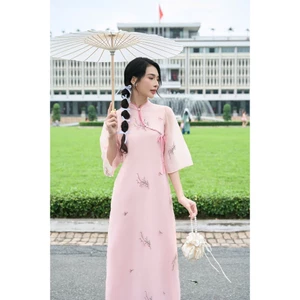 Thời Trang Nữ LASY| Áo Dài Tết Cách Tân Trẻ Trung Thêu Hoa Dáng Suông Cổ Viền Đỏ Kèm Quần AD0993