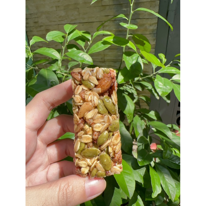 Thanh gạo lứt ngũ cốc siêu hạt dinh dưỡng 5 vị khác nhau ko đường Nhi healthy