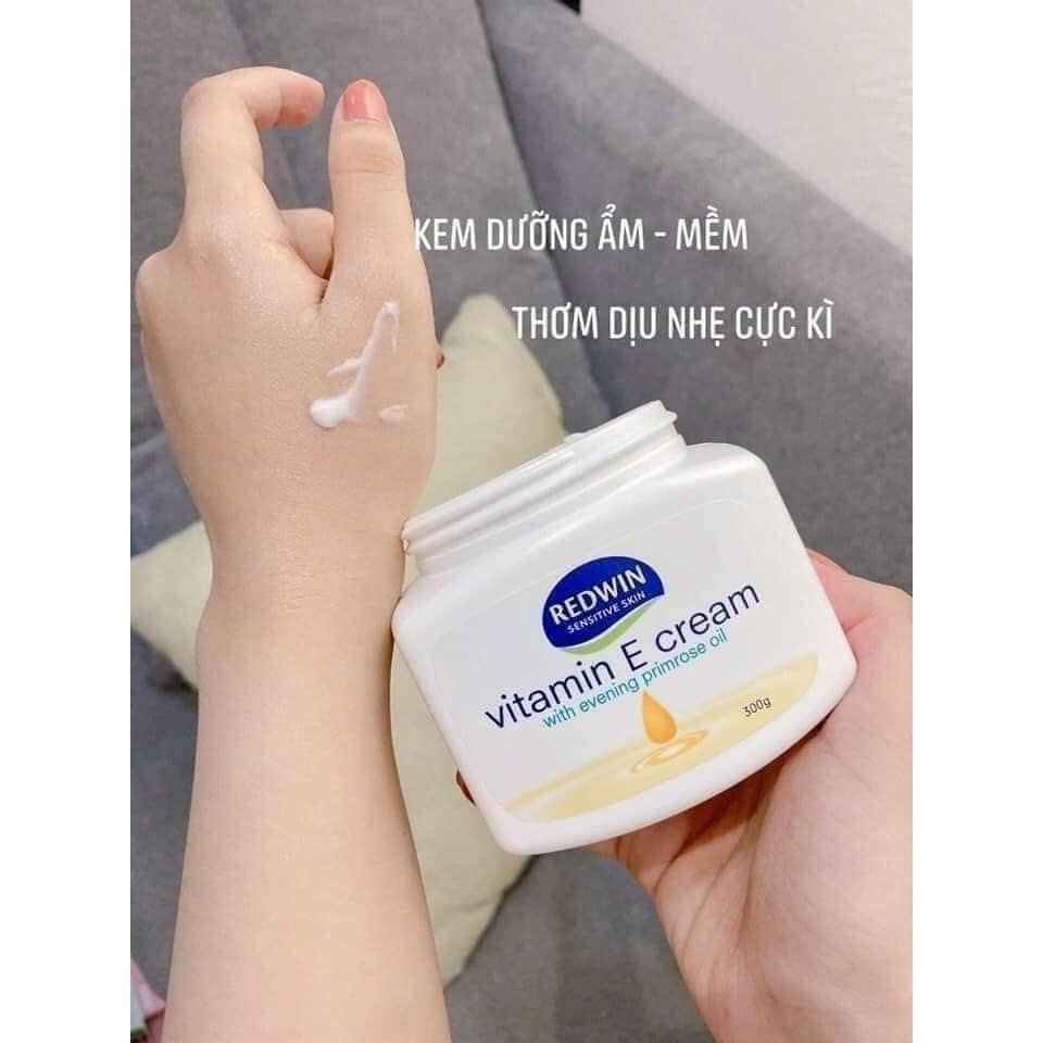 Ảnh Kem Dưỡng Ẩm Sáng Da Vitamin E Redwin Cream Úc 300g 330g giúp da mềm mịn 3