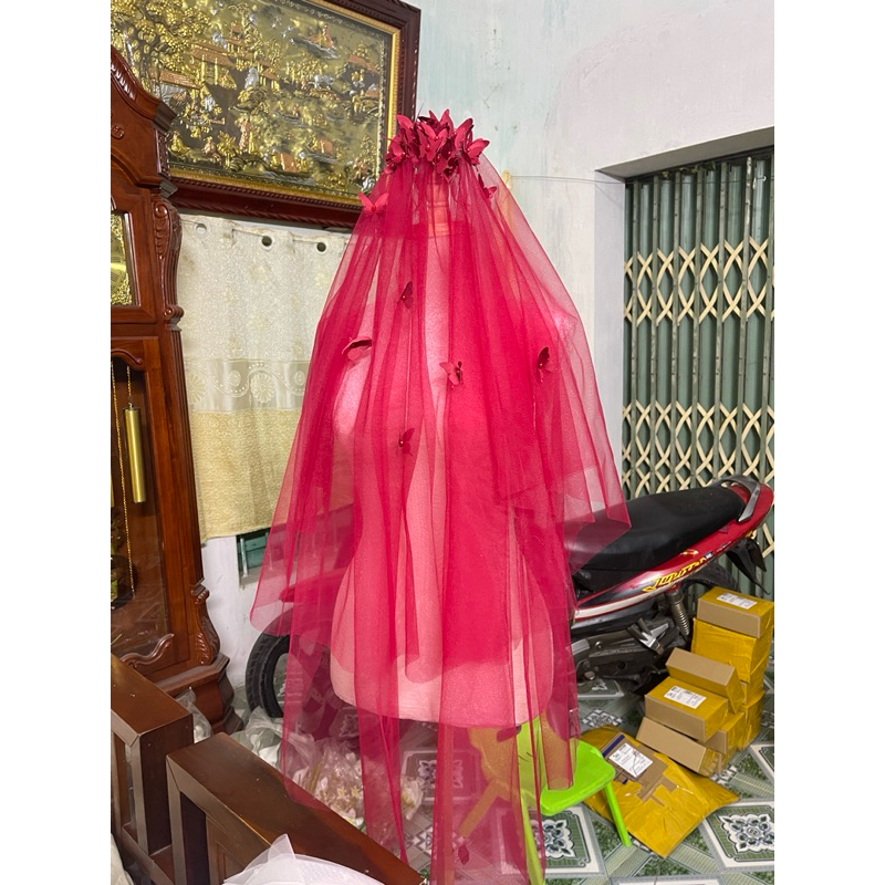 🪭Voan cô dâu đính bươm bướm 2 màu(trên ảnh là đỏ đô)