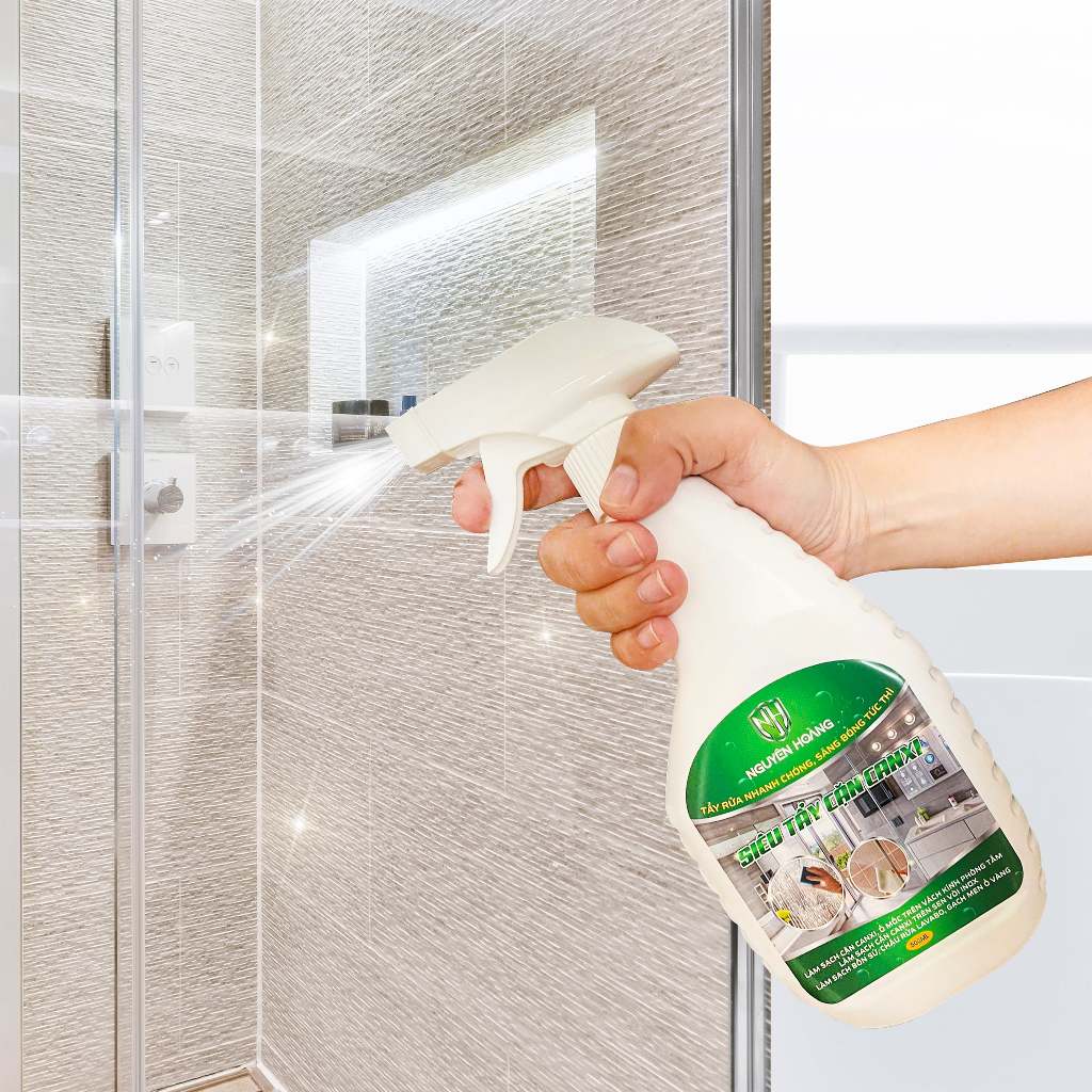 Siêu Tẩy Cặn Canxi Trên Vách Kính Phòng Tắm Nguyên Hoàng- Tẩy Sạch Đốm Nước  Cứng - Ố Mờ- Mốc Trắng. Chai 500ml,