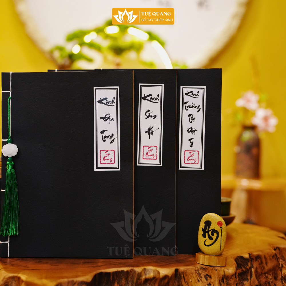 Sổ Chép Kinh Sám Hối In Mờ Giấy Cổ Cao Cấp A4, Thành Kính, Vở Cỡ Chữ Lớn - Tặng Kèm Bút, Ngòi - Tuệ Quang