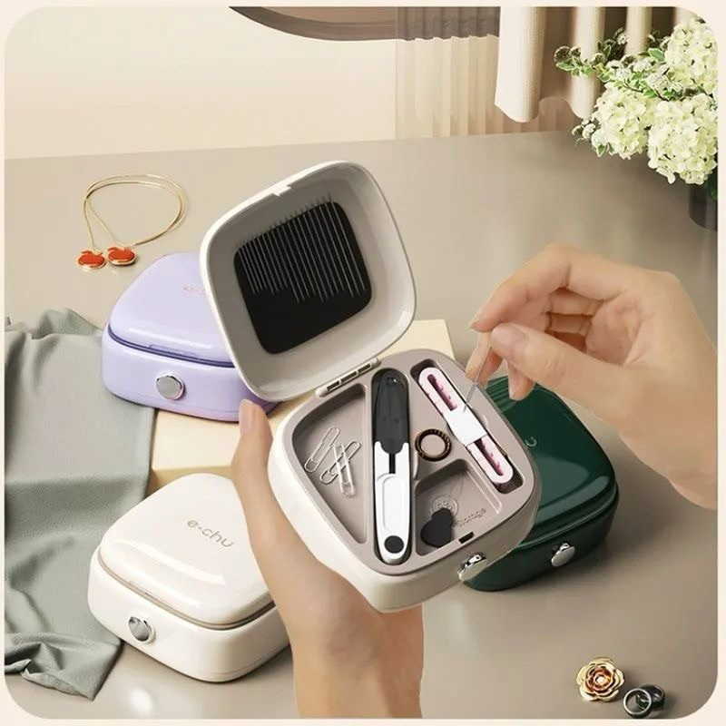 Hộp đựng kim chỉ may vá gồm kim và chỉ, dụng cụ hỗ trợ may vá