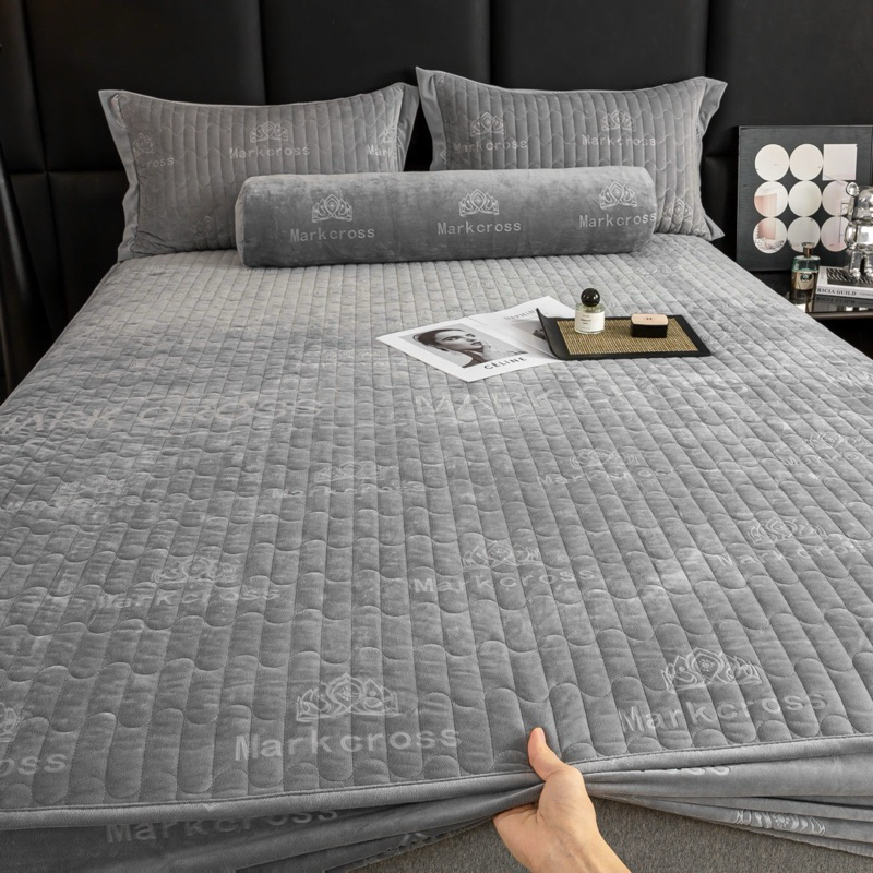 Mackcross & MarkJacob Ga Gối Nỉ Nhung Hoạ Tiết Vương Miện & bông tuyết Mềm Mại, Ấm Áp sundevibedding
