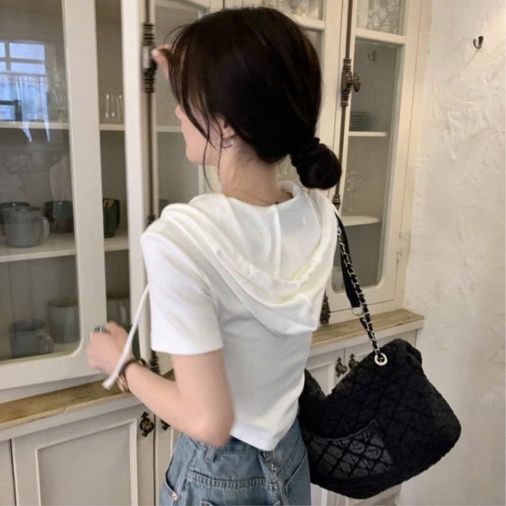 Áo thun tay ngắn dáng ôm Sicily áo mũ ôm body AMTN