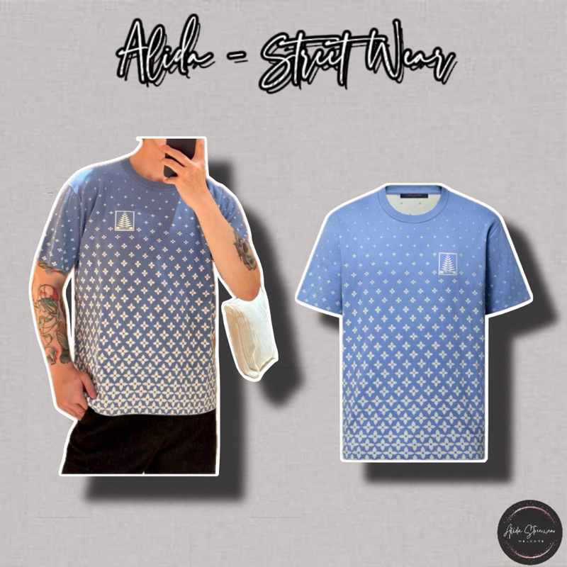 ⚡️[Hight Quality] Áo Phông Len Lu1s Vu11on Monogram Gradient 25FW Shirts - Điểm Nhấn Cây Thông Phối Xanh Loang Cao Cấp