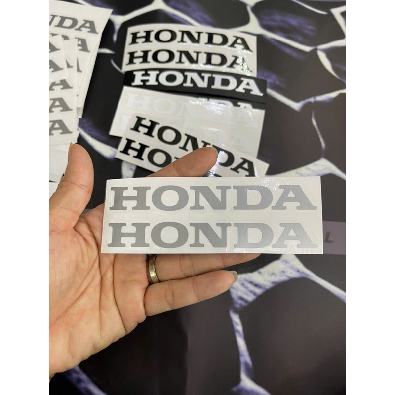 Tem honda 11cm chuẩn mẫu Zin nét( dán bửng xe airblade…)/1 cặp