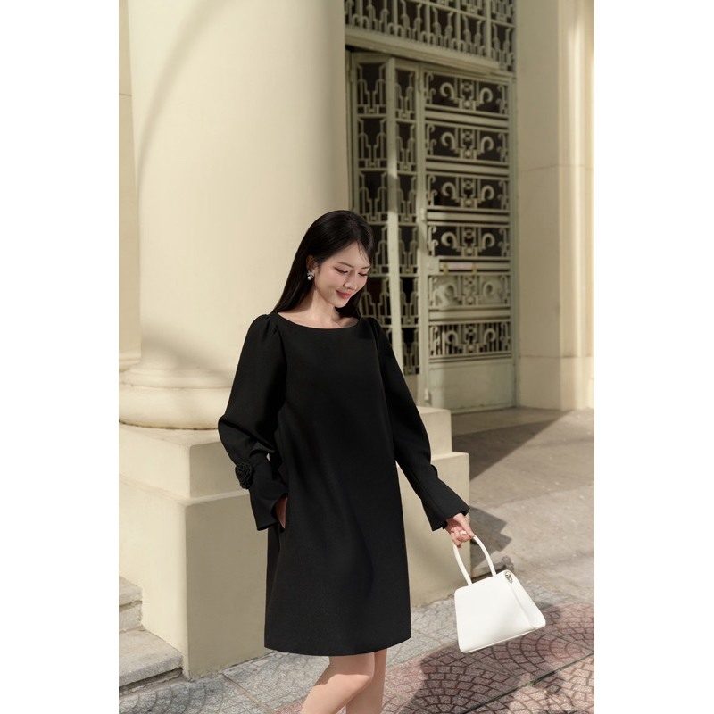 H.E.E - Đầm dáng suông tay dài Candy Dress đính hoa 3D nữ tính, thiết kế basic