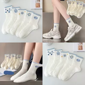 Tất Cổ Cao Nữ Vải Cotton Thoáng Khí Viền Xanh Nhiều Hoạ Tiết V10