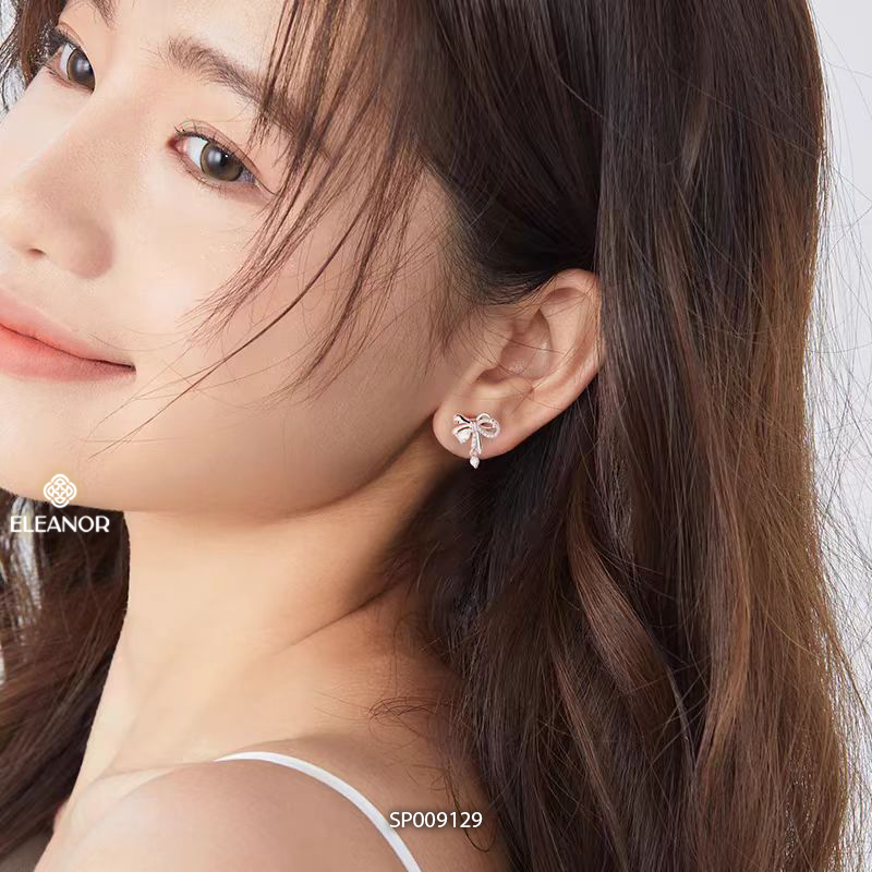 Bông tai nữ chuôi bạc 925 Eleanor Accessories hình nơ đính đá phụ kiện trang sức khuyên tai 9129