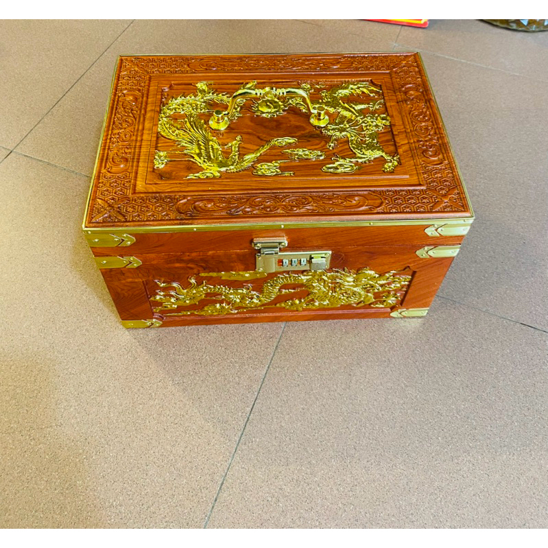 Tráp  hầu  trạm  tứ  linh gỗ  hương dát vàng cao cấp