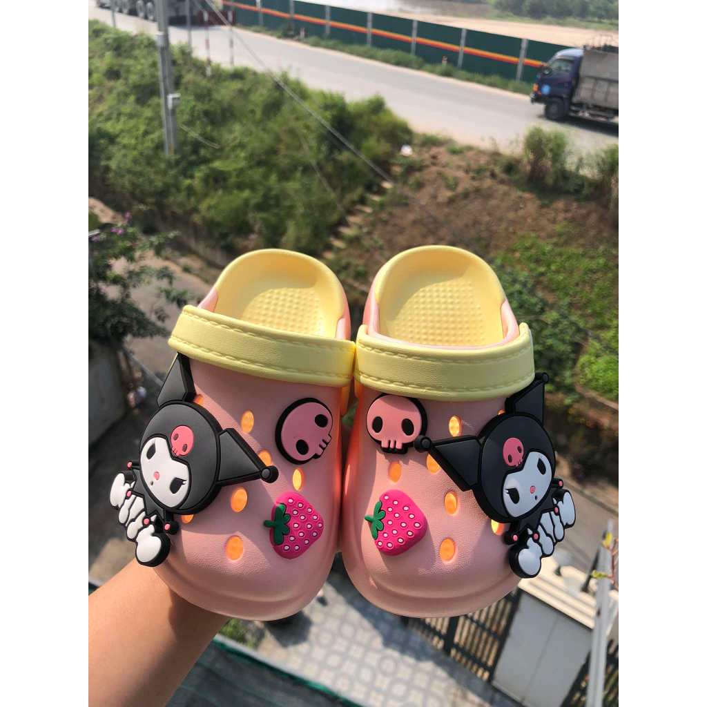 Sục kuromi cho bé gái có họa tiết dễ thương chất liệu EVA cao cấp đi êm nhẹ mềm mẫu mới 2024 - K05