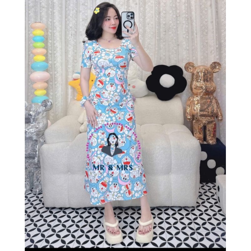 ĐẦM CỔ VUÔNG HỌA TIẾT