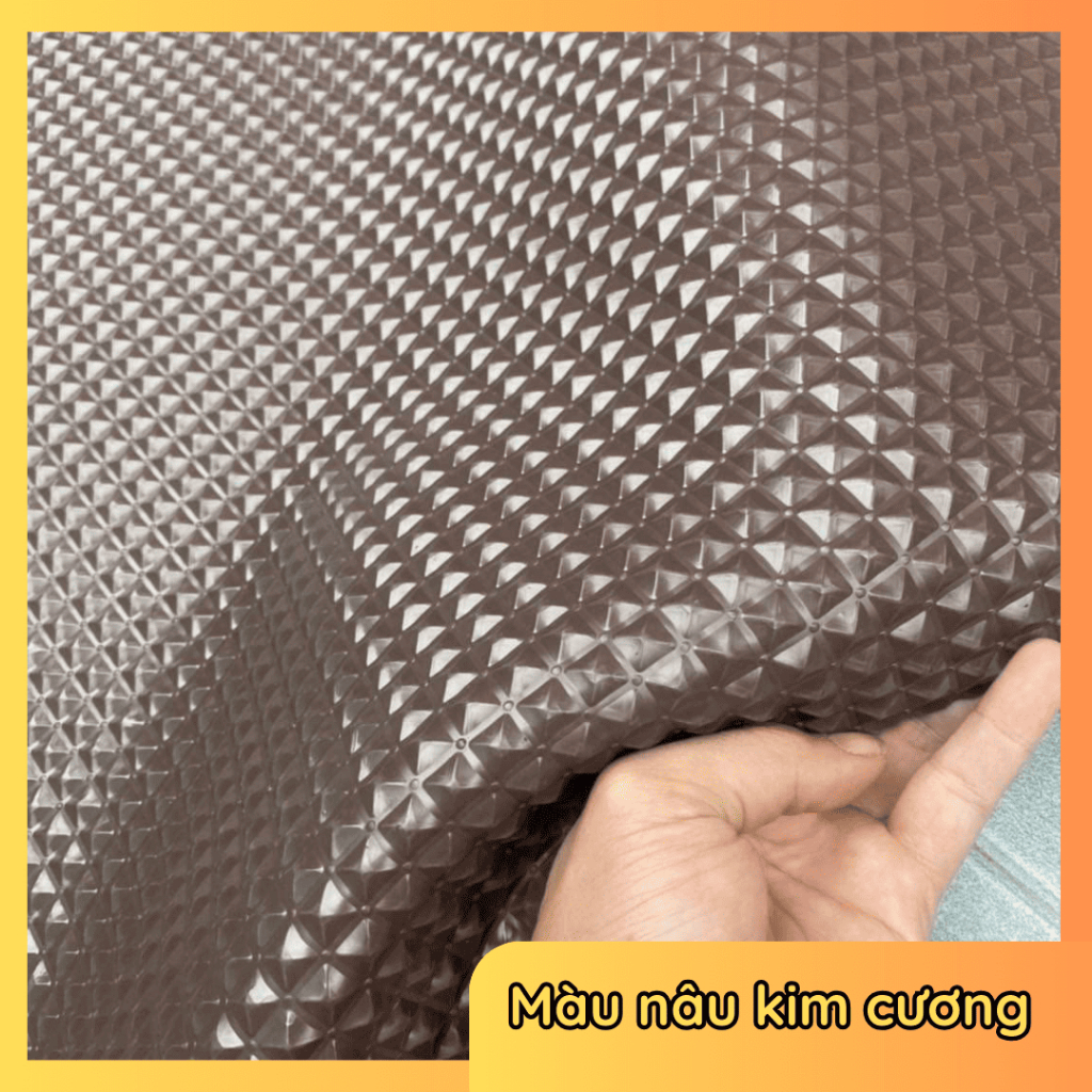Thảm cao su vân kim cương lót sàn xe 7 chỗ kích thước 4.5m x 60cm và kèm cốp kích thước 3m x 1.2m