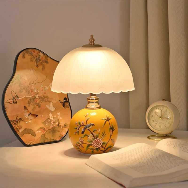 Đèn ngủ để phòng, đế gốm sứ