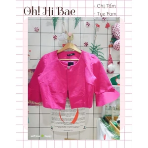 Áo vest dáng ngắn tay loe