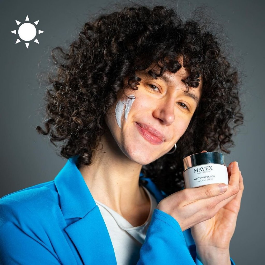 Kem dưỡng trắng da ban ngày SPF30 Mavex White Perfection giảm lão hoá, mờ thâm 50ml