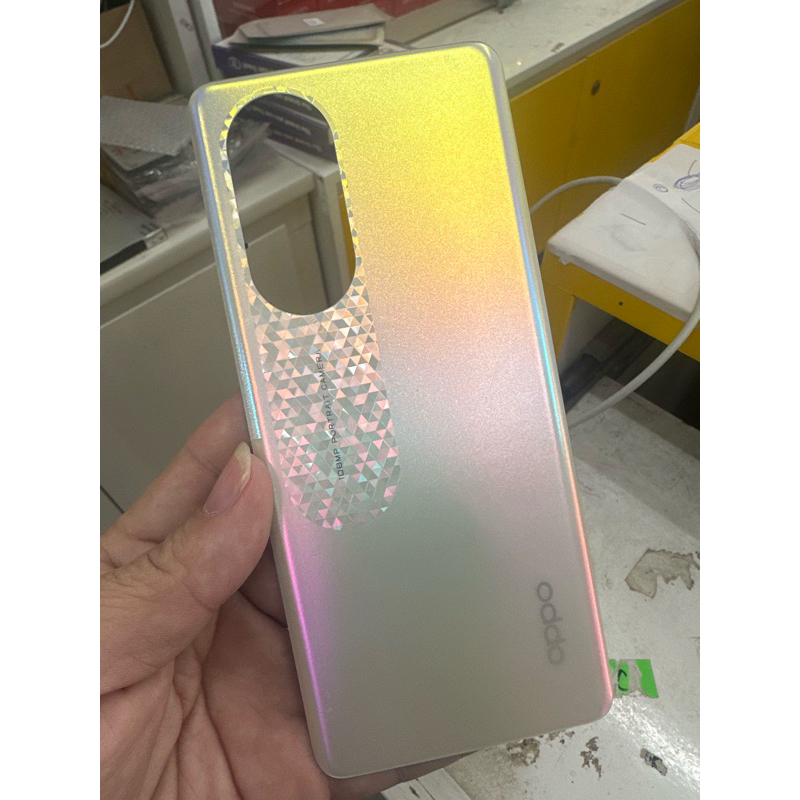 năp lưng oppo reno 8t 5g-vàng đồng