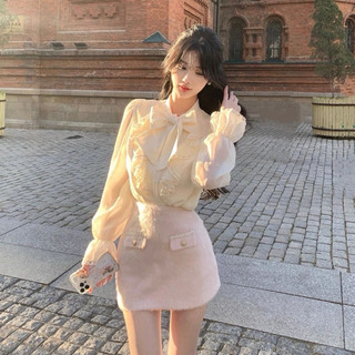 Set áo khoác dạ lông nữ hồng nhạt cúc ngọc chạy viền kèm chân váy chữ A phong cách tiểu thư cổ điển