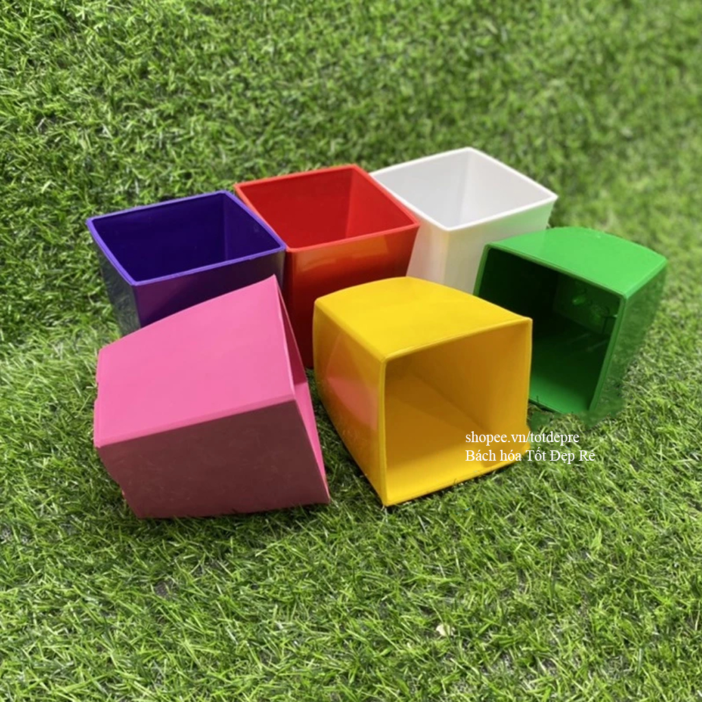 Chọn màu , Châu nhựa vuông nhiều màu trồng cây tiểu cảnh để bàn, sen đá, cây cảnh mini 8.5x8.5x9cm