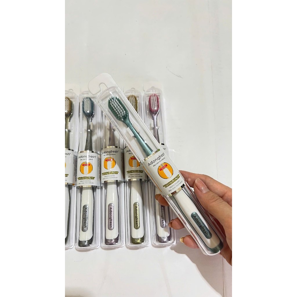 Hộp 30 Bàn chải Adongfresh lông mềm kèm hộp nhựa tiện lợi MSP 822
