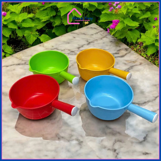 Gáo múc nước, gáo nhựa (ca nhựa múc nước) màu đỏ, lá, dương, vàng, đủ kích cỡ nhựa dày dặn - Phương Trang