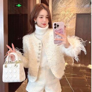 Áo khoác lông vũ lớp lót chần bông cổ tròn đính cườm bling bling