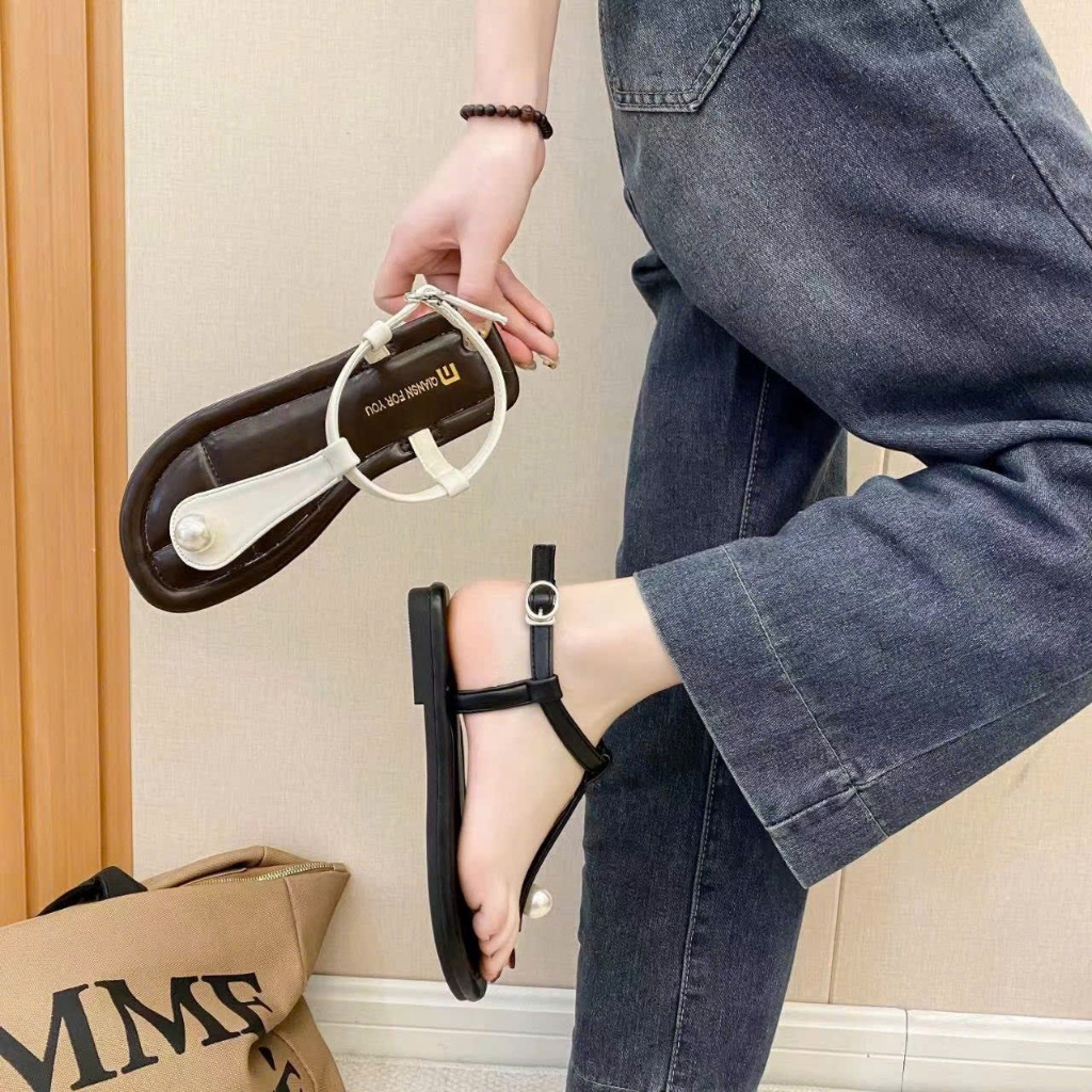 Dép nữ hàng xịn, hộp xịn loại 1 đế 1cm sang trọng tôn dáng khoe chân và rất dễ phối đồ, chất da mềm êm chân siêu bền