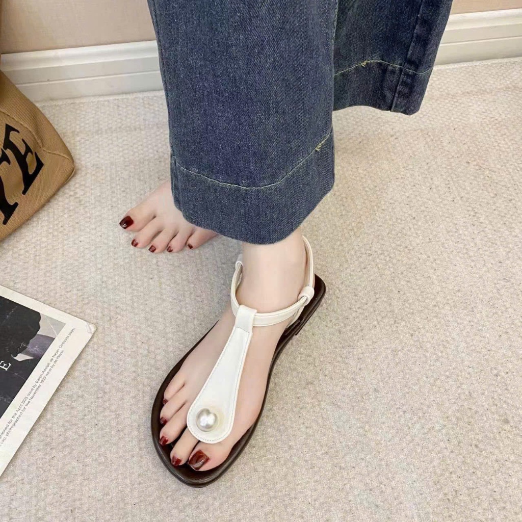 Dép nữ hàng xịn, hộp xịn loại 1 đế 1cm sang trọng tôn dáng khoe chân và rất dễ phối đồ, chất da mềm êm chân siêu bền